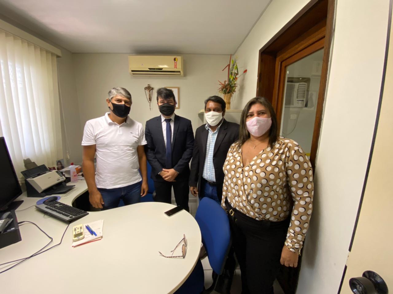 Presidente se reúne com Promotor para melhorias nas atividades da Câmara