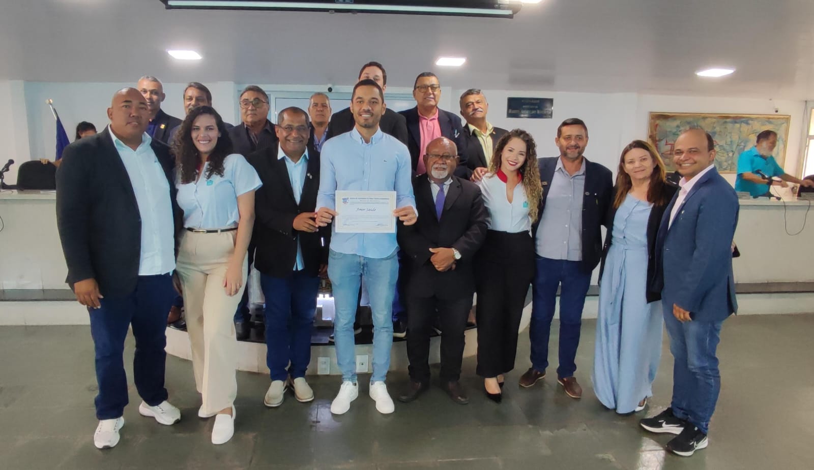 CMST homenageia Clínica Amor Saúde com Moção de Aplausos